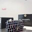 CHANEL Tweed Flap Bag 25cm ลุคคุณหนูไม่ควรพลาด Collection นี้เลย ลวดลายบนกระเป๋าแบบกราฟฟิคมีเท็กเจอร์ ทำให้กระเป๋าดูมีราคามากยิ่งขึ้น สะพายใช้งานได้หลายโอกาส ไม่ว่าจะไปเที่ยวหรือไปงานเลี้ยงสังสรรค์ก็เหมาะสมเป็นอย่างยิ่งเลยค่ะ