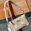 ไอเทมห้ามพลาดจร้าา COACH NOLITA SIGNATURE WITH DAISY PRINT ((C3357)) พร้อมส่งที่ไทย รุ่นต้องมีค่ะ! กระเป๋าหิ้วหรือคล้องมือ หนังแคนวาสปริ้นลายดอกDaisy สวยงาม น่าใช้มากค่ะ เปิดปิดกระเป๋าแบบซิป ภายในสามารถใส่มือถือได้ทุกรุ่น;กระเป๋าเงินใบกลางได้;พร้อมช่องเสี