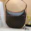 CELINE HOBO / CELINE HELOISE BAG IN SUPPLE CALFSKIN ไปตามตาลิซกัน ^^ เดอะเบสท์เซลเลอร์ต้องยกให้ กับกระเป๋าสะพาย ฟังก์ชั่นสุดเลิศ จุของได้เยอะ
