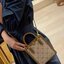 Tory burch t monogram jacquard mini tote ลวดลายT monogram ด้วยโลโก้สุดไอคอนนิคของแบรนด์ โดดเด่นด้วยกราฟฟิคและดีไซน์ ออกมาในหลายรูปแบบหลายคอลเลคชั่น แต่ละคอลเลคชั่นสวยหรูไม่แพ้กัน ทรงมินิโท้ท ขนาดกำลังดี ใช้งานง่าย ก็เป็นอีกหนึ่งรุ่นที่ทันยุคทันสมัยที่สาวๆ