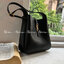 YSL Le 5 a soft hobo bag / YSL Tote 2022 มาใหม่มากก พร้อมส่งที่นี่ที่เดียวเลยค่า กระเป๋าที่สาวๆ ตามหากันหนักจริงๆ ตามรอยคุมโรเซ่ไปเลยค่าา งานเกรดออริจินอล หนังซอร์ฟสวย ภาพสินค้าถ่ายจากงานขายจริง ใช้งานต่างประเทศได้