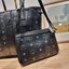 M.C.M SMALL REVERSIBLE LIZ SHOPPER IN VISETOS พร้อมเสิร์ฟความสวยให้ถึงบ้าน กับกระเป๋าทรงโท้ทไซส์ small ขนาดกำลังสวย แถมไม่พอ!! ยังมีใบลูกไปให้อีก สะพายแยกได้เก๋ๆด้วย!! ใครที่มองหากระเป๋าทรงโท้ทจุๆหน่อย ก็ต้องใบนี้เลย ดีไซน์ทรงสวยน่าใช้ โดดเด่นกว่าใคร ไม่ซ