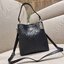 COACH 1011 SMALL TOWN BUCKET BAG รุ่นยอดนิยมใบเล็ก กระเป๋าทรงบัคเก็ต สีคลาสสิคเรียบหรู ตัดกับโลโก้สีทองดูโดดเด่น วัสดุหนัง pepble สวยคมทุกมุมจริงๆ!! เปิด-ปิดด้วยกระดุมแม่เหล็กทั้ง 2 ฝั่ง ภายในเป็นช่องโล่ง มาพร้อมสายสะพายปรับได้ตามตัว ขนาดใบนี้กำลังสวย สะพ