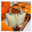 หนังแท้ Hermes Picotin Lock 18 bag กระเป๋าถือแบรนด์หรูระดับโลก งานเกรดออรินอล หนังแท้ทั้งใบ หนังมีลายทอริลลอนคล้ายของจริง มาพร้อมตัวล็อคเคลลี่ Kelly lock รูปทรงเรียบแต่หรู ใช้งานได้ทุกโอกาส ถือง่าย ใช้งานง่าย ภายในโล่งกว้าง ภาพสินค้าถ่ายจากงานขายจริง ใช้ง