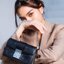 M.C.M MINI GRETL CROSSBODY BAG IN VISETOS คอลเลคชั่นใหม่ล่าสุด ดีไซน์ไซส์กะทัดรัด เหมาะกับการเก็บของสำคัญของสาวๆ ได้อย่างมั่นใจ สะพายได้แบบคล่องตัว กระเป๋าสะพายข้าง ทรงสวย ออกแบบล้อมกรอบด้วยหนังแท้ ตัวกระเป๋าเป็นหนังแคนวาสคุณภาพ เปิด-ปิดด้วยตัวกดล็อค ภายใ