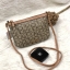 CALVIN KIEIN MINI CROSSBODY BAG สินค้าเข้าใหม่น่าใช้ค่ะ กระเป๋าสะพาย วัสดุหนังลายแบรนด์ทั้งใบ ด้านหน้าติดโลโก้แบรนด์อะไหล่ทอง เปิดปิดกระเป๋าแบบซิป ภายในโล่ง ใส่ของจุ สามารถใส่ธนบัตร สมุดแบงค์ มือถือรุ่นต่างๆ เครื่องสำอางค์ กระเป๋าสตางค์ใบสั้น บอกเลยจุค่ะ 