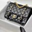 Chanel อเนกประสงค์ รุ่น Limited edition ลายตาราง ปักหมุดอะไหล่ทอง หนังแท้ น้ำหนักเบา มีช่องใส่ของจุกจิก เปิดปิดด้วยฝาปิดกระดุม มีช่องใส่บัตร ช่องซิป ช่องหลัง ใส่กระเป๋าสตางค์ใบยาว ได้ค่ะ ตัวจริงสวยมากๆถูกใจรีบจองนะคะ ใส่มือถือได้ทุกรุ่น สายสะพายโซ่+หนัง แ