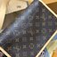 LV Diane Bag Monogram canvas กระเป๋าสะพายมัลติฟังก์ชั่น ดีไซน์น่ารักน่าใช้ วัสดุหนังแคนวาส มีสายมาให้ถึง 2 แบบ สายหนังคล้องไหล่ได้ และสายสปอร์ตครอสบอดี้ได้ ปรับเปลี่ยนใช้ตามลุคแต่ละวันได้เลย ตอบรับทุกโอกาสของสาวๆได้ง่าย แมทช์ได้ทุกลุคจ้า