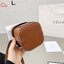 CELINE SMALL BOX CUIR TRIOMPHE IN SMOOTH กระเป๋าไซส์มินิน่ารัก การออกแบบโลโก้ที่สะดุดตาแบบวินเทจ ด้วยดีไซน์ที่ดูโฉบเฉี่ยว แต่คงความคลาสสิคอย่างเต็มเปี่ยม ทำให้เป็นที่ดึงดูดความสนใจของสาวๆ มีความคล่องตัวในการใช้งาน
