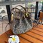 Fendi Pomodorino Brown FF Fabric Mini Bag กระเป๋าถือหรือสะพายไหล่ วัสดุผ้าโพลีเอสเตอร์ ลายแบรนด์ ผสมหนังวัวแท้ เปิดปิดด้วยเชือกรูด ทรงน่ารัก กะทัดรัด น้ำหนักเบา ใส่โทรศัพท์ i-phone+ ได้ สวยหรูลูกคุณหนูที่สุดเลยค่าใบนี้