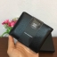 Herschel Wallet กระเป๋าสตางค์จากแบรนด์ Herschel แบรนด์ที่ดังสุดๆจากแคนาดามาแล้วค่ะ ต้องขอบอกเลยว่าพิเศษสุดๆไม่ได้มาบ่อยนะคะ กระเป๋าสตางค์วัสดุหนังทนทานสุดๆ เหมาะสำหรับทุกวัยเลยค่ะ ตัวกระเป๋าด้านหน้าปั๊มชื่อแบรนด์ ด้านในมีช่องใส่บัตร 4 ช่อง และช่องใส่ธนบัต