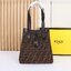 พร้อมส่ง 3 สี FENDI Origami Large Brown FF jacquard fabric bag / FENDI Tote Bag กระเป๋าทรงโท้ทใบใหญ่ สะพายได้2ทรงรูปลักษณ์สวยงามทันสมัย 🧡 เกรดออริจินอล 1:1 สลับแท้