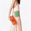 Tory burch Miller Metal clutch กระเป๋าคลัทช์ดีไซน์เรียบหรูออกแบบมาได้อย่างลงตัว ด้วยรูปทรงที่สวยงามและทันสมัย จากแบรนด์ Tory Burch ขนาดกำลังดี สามารถใส่กระเป๋าสตางค์หรือเครื่องสำอางค์ได้ตามขนาดกระเป๋า ในเรื่องของดีไซน์และLogo DoubleT เฉดเดียวกับสีของกระเป