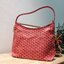 GOYARD BOHEME HOBO BAG / GOYARD HOBO กระเป๋าสะพายทรงโฮโบ ใบใหญ่จุใจ!! มาครบสีขายดี เลิศทุกสี รูปทรงคลาสสิค ดีไซน์เป็นเอกลักษณ์ วัสดุหนังแคนวาสพิมพ์ลายสวยคม ปากกระเป๋ามีซิปเปิด-ปิดกันของหล่นได้ ภายในโล่งกว้างมาก มาพร้อมสายคล้องในตัว ทนทาน สะพายสวยๆได้ทุกวั