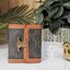 พรีเมี่ยมกิ๊ฟแท้ 100% 】CELINE SHORT WALLET VIP GIFT WITH PURCHASE GWP พรีเมี่ยมกิ๊ฟ Limited จาก CELINE HAUTE PARFUME DUTYFREE วัสดุ Triomphe Canvas หนังขึ้นลาย Signature Brand สวยอยู่ทรงมีโลโก้ด้านหน้าเปิดปิดด้วยฝาพับกระดุมแม่เหล็ก