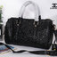 CHANEL Caviar Small Travel bag / CHANEL CAVIAR LARGE HANDBAG / chanel travel bag กระเป๋าเดินทางขนาดพอเหมาะ อะไหล่ทอง วัสดุหนังลายคาร์เวียร์ สวยหรูน่าใช้ น้ำหนักเบา มาพร้อมแท็กหนังแบรนด์อะไหล่ทอง และแท็กหนังใส่กุญแจ