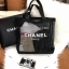 สาวๆ style minimal ห้ามพลาด! Chanel Black Mesh Tote Bag กระเป๋าแบรนด์ชาแนล ของแท้ (ไม่ใช่งานเลียนแบบ) ทำจาก 100% Polyester Mesh ใบขนาดพอดี รุ่นนี้ตัวสายทำจากผ้า ด้านหน้าสกรีนชื่อแบรนด์ น้ำหนักเบา สะพายไหล่ได้ ดีไซน์เก๋ ใส่หนังสือ ใส่แฟ้มเอกสาร ipad ได้สบา