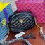 Tory Burch KIRA CHEVRON SMALL CAMERA BAG สาว ๆ ลุคคุณหนูไม่ควรพลาด Collection นี้เลยนะคะ เพราะ Kira Chevron เป็นรุ่นที่ตอบโจทย์และครองใจสาว ๆ ได้อย่างแท้จริง