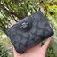 COACH MEDIUM CORNER ZIP WALLET IN SIGNATURE CANVAS กระเป๋าสตางค์ขนาดกลางที่ถือว่าเป็นไอเทม Must Have ของทุกเพศทุกวัยที่ต้องพกติดตัวไว้ตลอดเวลา เพราะนอกจากจะช่วยจัดเก็บเงิน บัตรประชาชน บัตรเครดิตและต่าง ๆ ให้เป็นระเบียบเรียบร้อยยังต้องคำนึงถึงประโยชน์ใช้สอ
