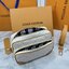 ORI หนังแท้ | LV Nil Messenger Bag / Nil D16 / Nil G71 กระเป๋าสะพายทรงแมสเซ็นเจอร์ พร้อมพอคเก็ตซิปหน้า และหูจับถอดได้ ถือเป็นคลัทเท่ๆ ได้เลย มาพร้อมรองบ่า/สายสะพายถอดได้ สะดวกใช้งาน