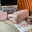 ของแท้ 💯% 】Guess Women’s Crossbody Bag กระเป๋าสะพายข้าง มาพร้อมกระเป๋าใบเล็ก ถอดออกแยกใช้งานได้ วัสดุ Pu หนังนิ่ม จับนุ่มมือมากๆ ด้านหน้าประดับโลโก้แบรนด์ กระเป๋ามีดีเทลเย็บลาย G