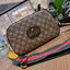 VIP 】GC STRAP SHOULDER BAG กระเป๋าสะพายข้างวีไอพีจากเคาน์เตอร์ duty free วัสดุหนังแคนวาสทนทาน ทรงสวย โดดเด่นตรงสายสะพายสีสดใสเป็นเอกลักษณ์ ตัดกันกับกระเป๋าได้อย่างลงตัว เปิด-ปิดกระเป๋าด้วยซิป รูดใช้งานง่าย ภายในโล่งกว้าง มีช่องแยกให้ ใส่ของสำคัญได้สบายๆ ส