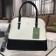 Kate Spade New York Cedar Street Maise CrossBody Bag กระเป๋าถือหรือสะพาย หนังลาย Saffiano สีทูโทนดำขาว สวยอยู่ทรงอด้านหน้าประดับ logo brand เปิดปิดด้วยซิป ภายในมีช่องซิป และช่องเล็ก ใส่กระเป๋าสตางค์ใบยาว ของใช้ ได้เยอะ มีหมุดรองฐานกันรอยสี่มุม มาพร้อมสายส