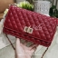 BEST SELLER! CHARLES & KIETH MINI CLUTCH BAG กระเป๋าสะพายทรงคลัชรุ่นยอดนิยมดีไซน์คลาสสิควัสดุหนังนิ่มลายตารางสวยอยู่ทรงขนาดมินิสไตล์ Chanel เปิดปิดด้วยตัวล๊อคแบบบิดอะไหล่ทอง ด้านหลังประดับโลโก้แบรนด์สวยดูดี มาพร้อมสายสะพายโซ่ร้อยหนัง Crossbody ได้สามารถซ้