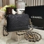 Chanel Shoulder Bag With Chain VIP Gift With Purchase (GWP) พรีเมี่ยมกิ้ฟ Chanel Perfume Counter วัสดุหนังคาเวียร์สวยหรูอยู่ทรง เปิดปิดด้วยซิปสะดวกใช้หัวซิปแบรนด์ ห้อยอะไหล่โลโก้ทองเพิ่มดีเทลเก๋ ภายในมีโลโก้และช่องซิป ใส่กระเป๋าสตางค์ มือถือ iphone ได้ มา