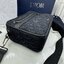 DIOR Maxi Safari Bag with Strap / The hallmark Safari bag / Black Blue Oblique Jacquard / DIOR Messenger Bag กระเป๋าสะพายทรงแมสเซ็นเจอร์เอกลักษณ์ของแบรนด์แห่งตำนานความหรู