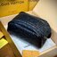 LV Dopp Kit Toilet Pouch / LV Clutch Bag กระเป๋าถือทรงพอชหรือคลัช แบบคลาสสิกสวยงามเป็นเอกลักษณ์ มีหูหิ้วพกพาสะดวก