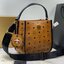 M.C.M KLASSIK LIMITED TOTE IN LEATHER BLOCK กระเป๋าโท้ท รุ่นลิมิเต็ดที่ทำเฉลิมฉลองวันครบรอบแบรนด์ ถือเป็นรุ่นที่หายากมาก ได้มารอบนี้รอบเดียวจ้า โท้ทสวยอยู่ทรง ขนาดกำลังดี พิเศษมากมาพร้อมสายหนังห้อย เข้าเซ็ท และสายสะพายสปอร์ต ถอดได้ ปรับได้ตามตัว รุ่นนี้หน