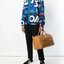M.C.M TRAVELER WEEKENDER IN VISETOS จัดให้แล้วจ้า สายแคมป์ปิ้ง สายสปอร์ต สายลุย ใบนี้เอาอยู่แน่นอน!! กระเป๋าเดินทาง ใบใหญ่จุใจ ดีไซน์คลาสสิคสไตล์แบรนด์ มาพร้อม tag หนังห้อย พร้อมกุญแจสำหรับล็อคซิป วัสดุหนังแคนวาสคุณภาพดีเต็มใบ และมีหมุดรองก้นกระเป๋าและสาย