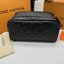 LV Clutch / LV Trousse de toilette Dopp Kit กระเป๋าถือทรงพอชหรือคลัช เกรดออริ ท็อป 1:1 เกรดดีสุด หนังแท้สวย ใช้งานต่างประเทศได้