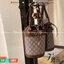 VIP 】Gucci Horsebit Gift Bag กระเป๋าสะพายข้าง Premiumgift วัสดุหนังแท้ เปิด-ปิด ด้วยกระดุมแม่เหล็ก ด้านในโล่ง ใส่ตังค์ ใส่โทรศัพท์ Iphone+ ได้ สายยาวปรับระดับได้ Crossbody ได้ น้ำหนักเบา มาพร้อมกล่องแบรนด์ สวยหรูดูแพง จะซื้อใช้เองหรือเป็นของขวัญก็เหมาะ ได