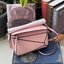 Loewe Nano Puzzle bag in classic โลเอเว่ (LOEWE) อีกหนึ่งกระเป๋าแบรนด์ดังจากสเปน ภายใต้คอลเลคชั่นใหม่อันร่วมสมัยของแบรนด์ มีความเป็นคลาสสิคและโมเดิร์นทันสมัย กระเป๋าที่มาในรูปแบบสี่เหลี่ยมผืนผ้า ที่สามารถใช้งานได้ทั้งแบบหูหิ้ว และแบบ Crossbody ด้านในมีช่อ