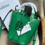 ของแท้ 💯% Tory burch miller mini bucket bag กระเป๋าทรงคลาสสิคจากTory burch มาพร้อมกับรูปทรงถัง ขนาดน่ารักกำลังดี