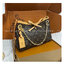 LV CarryAll BB bag Monogram Canvas กระเป๋าสะพายแครี่ออล ไซส์ใหม่ ดีไซส์ใหม่สุดไอคอนิกปรับโฉมใหม่ประจำฤดูกาลในดีไซน์สุดชิค ตกแต่งสายโซ่สีทองงดงามด้วย Monogram Flower