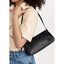 TORY BURCH MCGRAW WEDGE กระเป๋าสะพายไหล่ ทรงสวยไม่ซ้ำ ไม่เกร่อ!! สะดวกใช้งาน ดีไซน์เรียบแต่แฝงความหรู และคลาสสิคในตัว วัสดุหนังลูกวัว สัมผัสดี สวยคม เปิด-ปิดด้วยซิป ภายในเป็นช่องโล่ง มีช่องย่อยเก็บบัตร มาพร้อมสายสะพายในตัว ปรับได้อีกเล็กน้อย ไอเท็มนี้เหมา