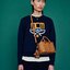 M.C.M SMALL E/W SOFT BERLIN CROSSBODY IN VISETOS ไอเท็มใหม่ในดีไซน์ทรงกระเป๋าเดินทางแบบคลาสสิค ย่อส่วนมาให้ใช้งานได้แบบสบายๆ พกพาสะดวก แมทช์ได้ทุกสไตล์ ใช้ได้แบบ unisex ใช้งานง่ายด้วยหูจับในตัว และซิปหลัก อะไหล่สีดำดูมีมิติตัดกับสีน้ำตาลคอนยัคได้เป็นอย่าง