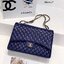 CHANEL MAXI CLASSIC 13.5" กระเป๋าสะพายทรงคลาสสิคใบใหญ่ จุของได้เยอะมากๆ งานสวยหรูมาแต่ไกล สวยงามไม่ผิดหวังค่ะ