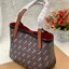 งานใหม่ สวยมากๆ สินค้าห้ามพลาดค่าา! COACH HORSE AND CARRIAGE TOTE WITH DOT PRINT ((C4060)) พร้อมส่งที่ไทย! กระเป๋าทรงTote ไม่ว่ายุคไหนๆ ใช้ได้ตลอดกาลลคะ! หนังแท้นิ่มสวย ตัวกระเป๋าทั้งใบปริ้นลายรถม้าสวยงามค่ะ ปากกระเป๋าแบบกระดุมแม่เหล็ก ใช้งานง่าย ภายในกว้