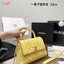 Chanel Coco Top Handle Bag 9" / Chanel Bag พร้อมส่ง กระเป๋าสะพายสุดคลาสสิค สวยหรูพร้อมมือจับในตัว งานหนังเรียบ อะไหล่ทองสวยมาก มาพร้อมกล่อง อปก ครบเซ็ท รอบนี้จัดราคาพิเศษสุดคุ้มค่ะ ใช้งานต่างประเทศได้ ภาพถ่ายจากงานขายจริง