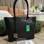 KATE SPADE NEW YORK TOTE BAG กระเป๋าถือหรือสะพายทรง Tote ใบใหญ่กำลังดีวัสดุหนัง Saffiano สวยอยู่ทรงสไตล์ PRADA น้ำหนักเบา ด้านหน้าประดับโลโก้แบรนด์พร้อมห้อย TAG สัญลักษณ์แบรนด์ที่หูหิ้ว เปิดปิดด้วยซิปแบรนด์สะดวกใช้ ภายในมีช่องแบ่งเป็นสัดส่วน มีช่องซิปกลาง