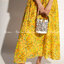 TORY BURCH T MONOGRAM LASER-CUT MINI BUCKET BAG ใจบางที่สุดกับคอลเลคชั่นนี้ กับกระเป๋าสะพายทรงบัคเก็ต ไซส์มินิ รุ่นชูโรงสุดฮิต ที่เพิ่มดีเทลความแพงด้วยการฉลุลวดลายโมโนแกรมรอบใบ ถักทอเป็นเส้นลายสานที่สวยงามมาก งานฝีมือจริงๆ วัสดุหนัง cowhide รูดเปิด-ปิดด้ว