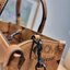 M.C.M Munchen Tote in Maxi Visetos with nappa leather trim กระเป๋าโท้ทไซส์เล็ก ขนาดกำลังสวย พกพาง่าย ดีไซน์ใหม่ล่าสุด โดดเด่นด้วยโลโก้ที่มีขนาดใหญ่ขึ้น 💖เกรดออริ 1:1 สลับแท้