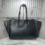 Balenciaga Bel Air Medium Carry All Bag / medium leather tote bag 35cm ที่สุดของไฮแบรนด์สุดไอคอนิค ด้วยกระเป๋าสะพายทรงโท้ทใบใหญ่ ดีไซส์เป็นเอกลักษณ์ งานหนังเต็มใบสวยมาก
