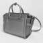 CHARLES & KEITH SAFFIANO TRAPEZE BAG กระเป๋าถือหรือสะพายรุ่นยอดนิยมดีไซน์สวยหรูวัสดุหนังคาเวียร์อยู่ทรง ด้านข้างเเต่งหนังช่องตัดดูมีดีเทล ด้านหน้ามีโลโก้ ด้านหลังมีช่องซิป เปิดปิดด้วยซิปหัวซิปแบรนด์ หูจับเเข็งแรง พับลงได้ พร้อมสายสะพายหนังปรับระดับได้ถอดไ