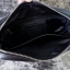COACH Men Houston Signature Messenger Bag กระเป๋าสะพายข้าง crossbody หนังลาย signature brand เปิดปิดด้วยซิป ภายในโล่งใส่ wallet ยาว, mini iPad และของใช้ได้ มีช่องเล็ก และช่องซิป สายสะพายปรับได้ค่ะ