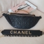 รุ่นใหม่ส่งท้ายปีกับ CHANEL CAVIER WAIST BAG งาน VIP GIFTจากเคาเตอร์้แบรนด์ดังระดับโลก ทรงคาดอกสุดหรู หนังคาเวียร์เต็มใบ อะไหล่ทอง เปิดปิดด้วยซิปสีทอง ด้านในใส่ขอฃจุกจิก กระเป๋าสตางค์แบบสั้นและโทรศัพท์ได้ทุกรุ่นค่ะ มาพร้อมสายสะพายแบบสายโซ่ทองและสายคาดแบบห